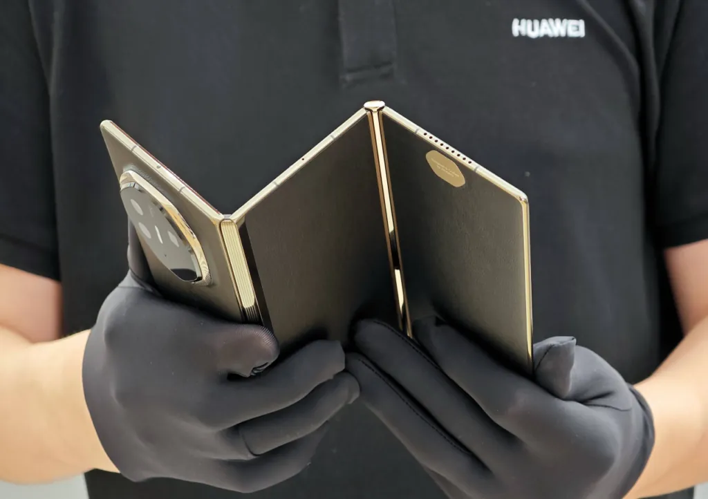 Huawei и Tecno работают над революционными форм-факторами: с